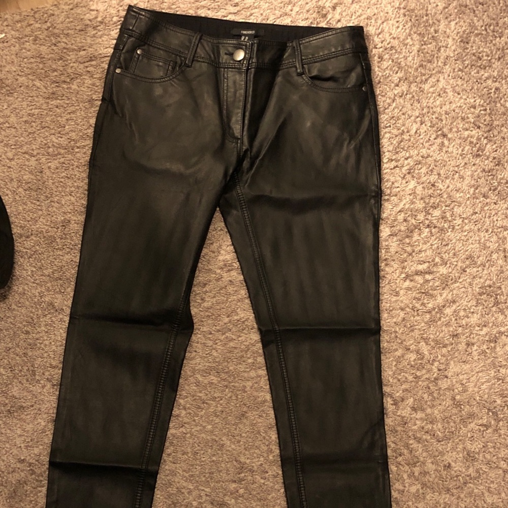 Brand new size 10 pants
